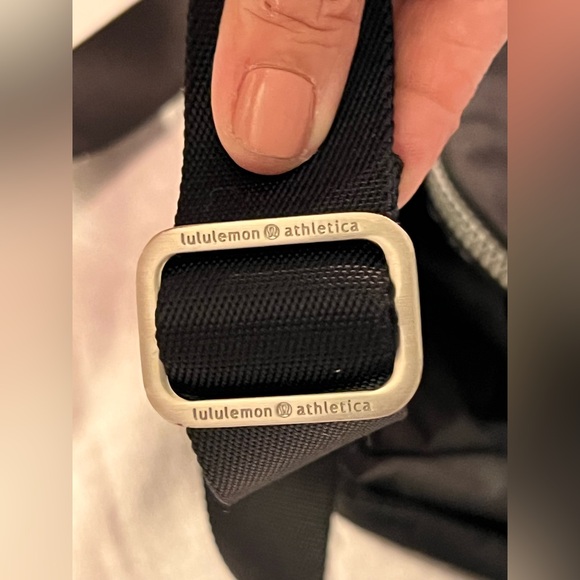Lululemon Black Crossbody Bag - Picture 8 of 15